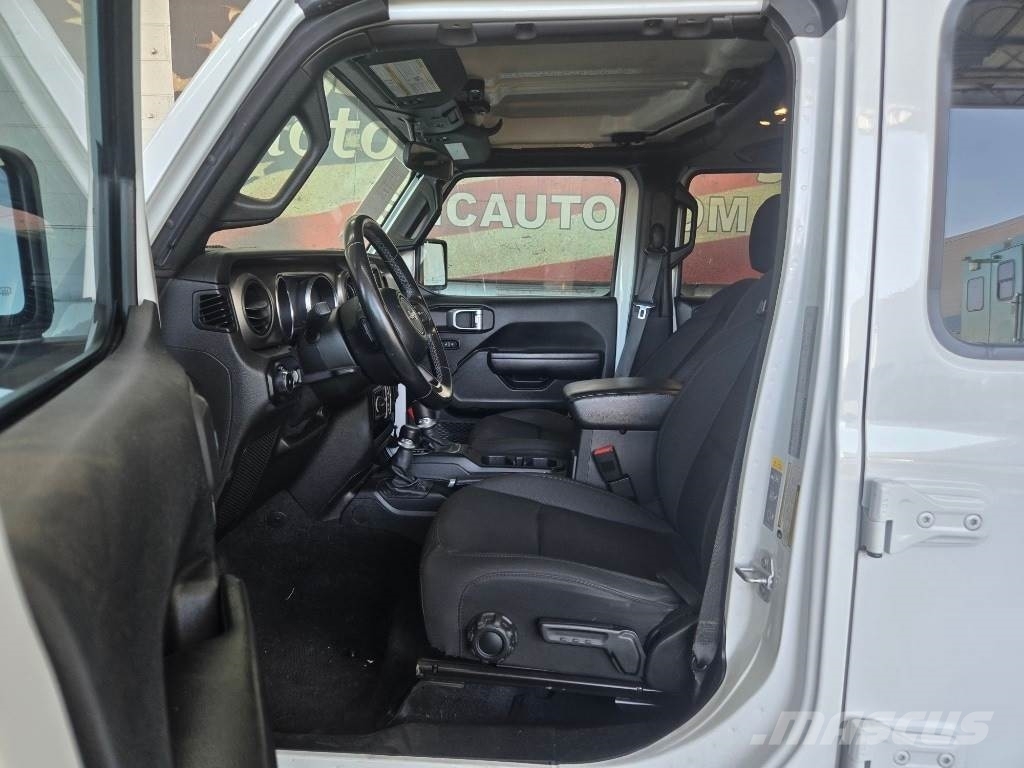 Jeep Wrangler Otomobiller