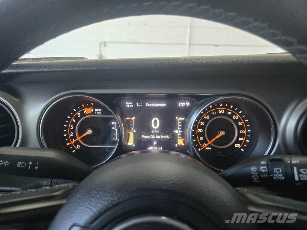 Jeep Wrangler Otomobiller