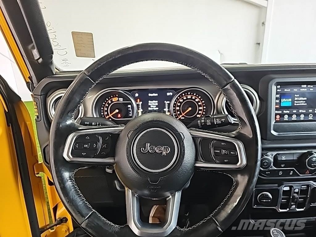 Jeep Wrangler Otomobiller