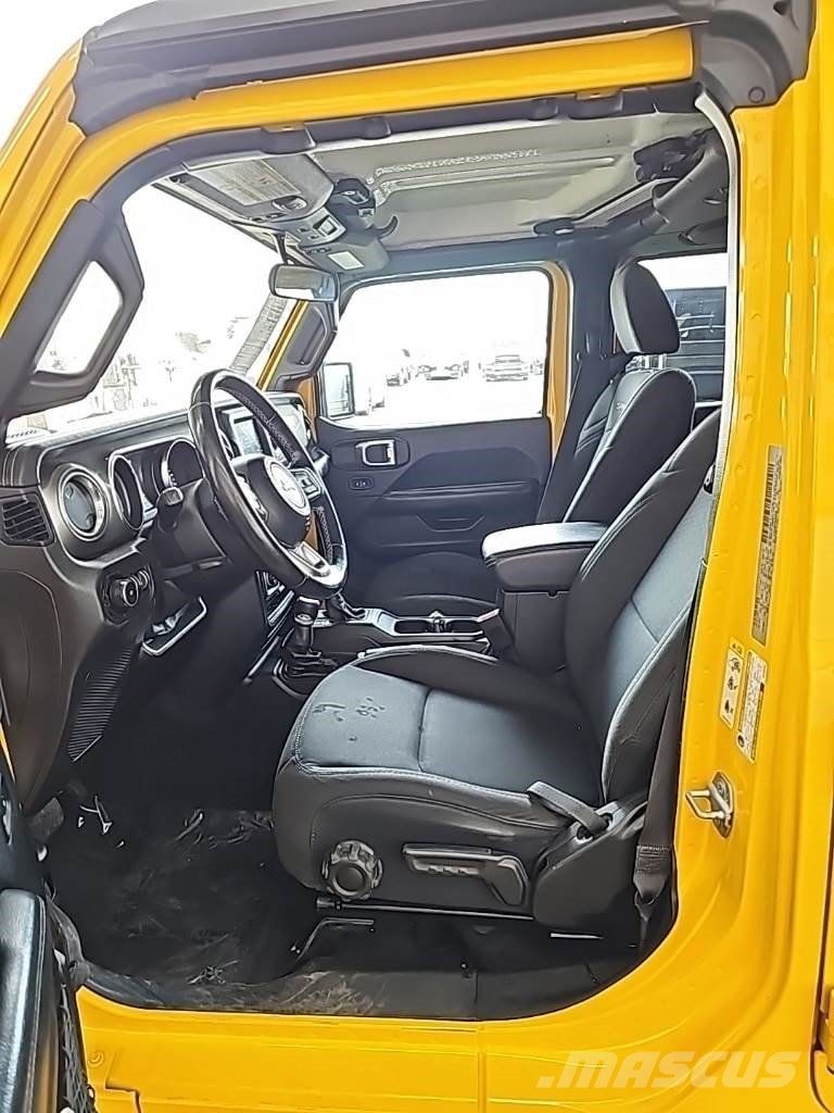 Jeep Wrangler Otomobiller