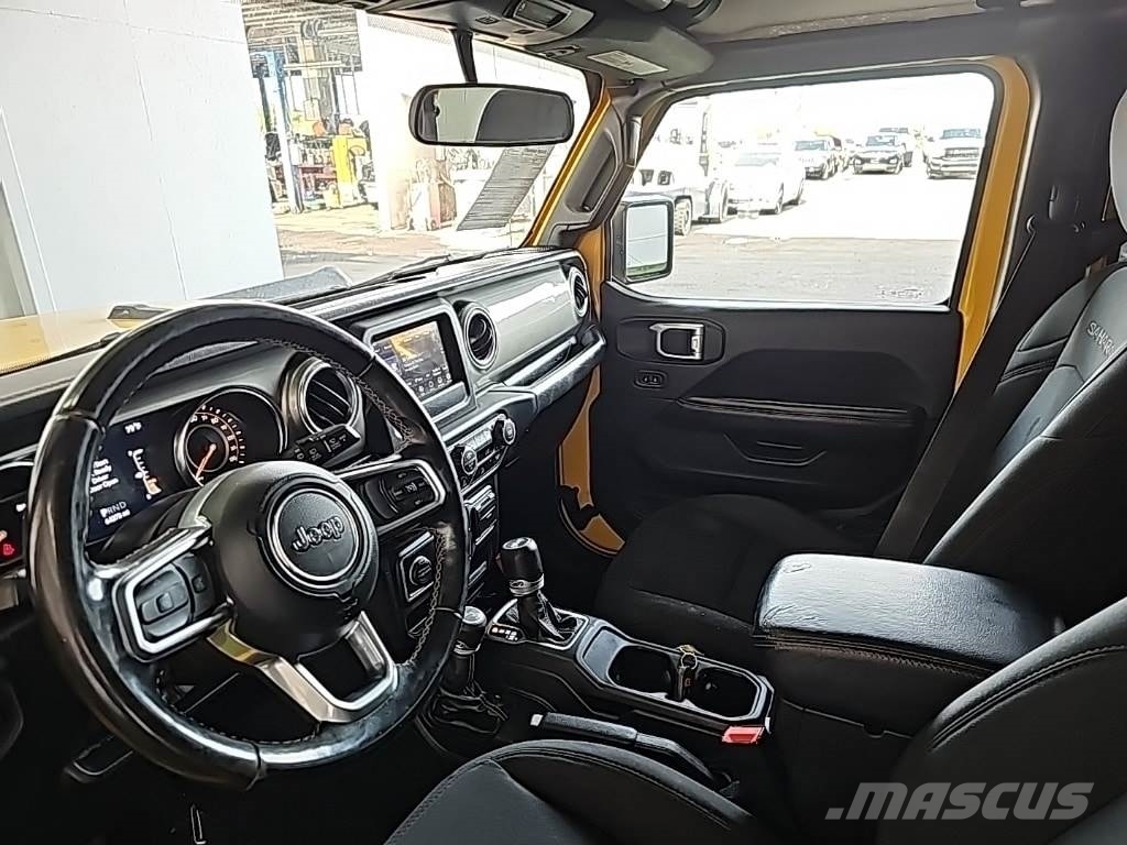 Jeep Wrangler Otomobiller