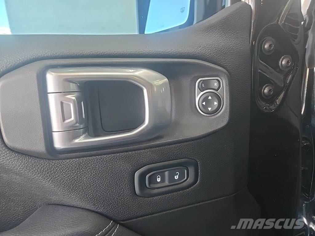 Jeep Wrangler 4xe Osobní vozy