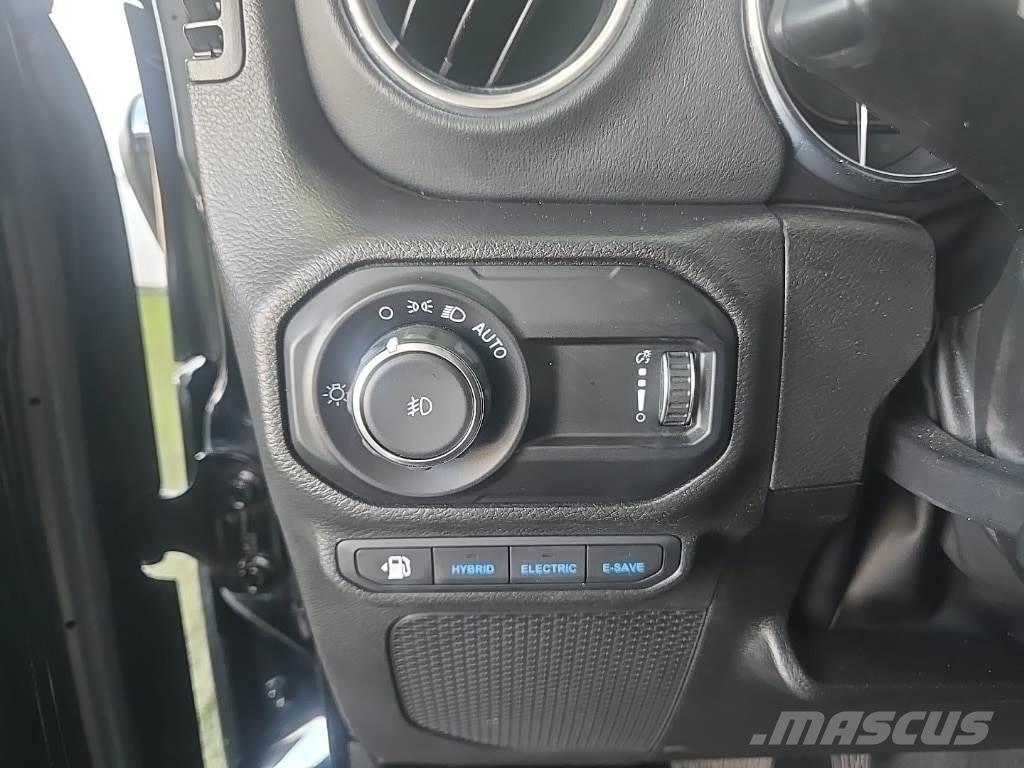 Jeep Wrangler 4xe Osobní vozy