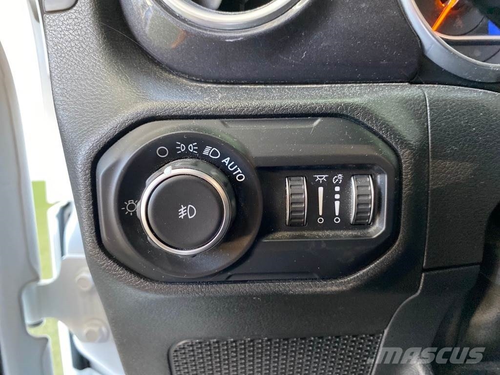 Jeep Wrangler Voiture