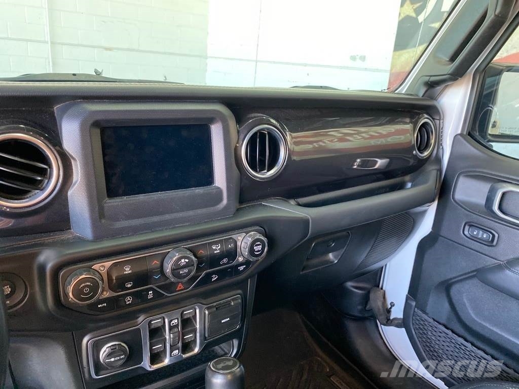 Jeep Wrangler Voiture