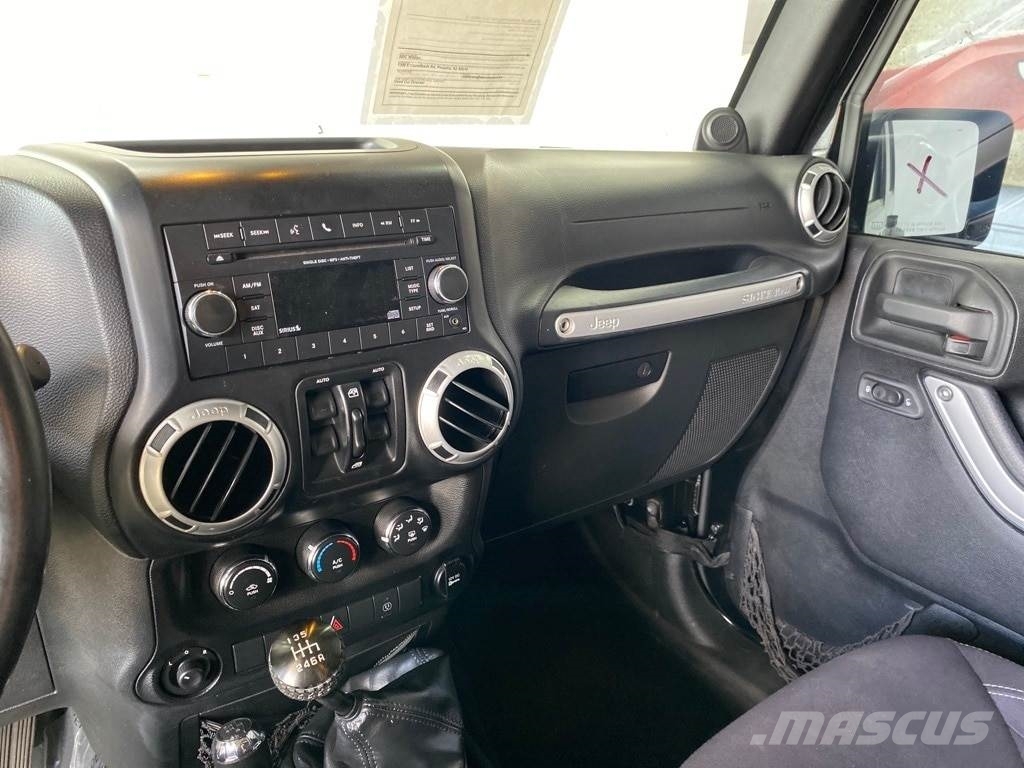 Jeep Wrangler Unlimited Otomobiller
