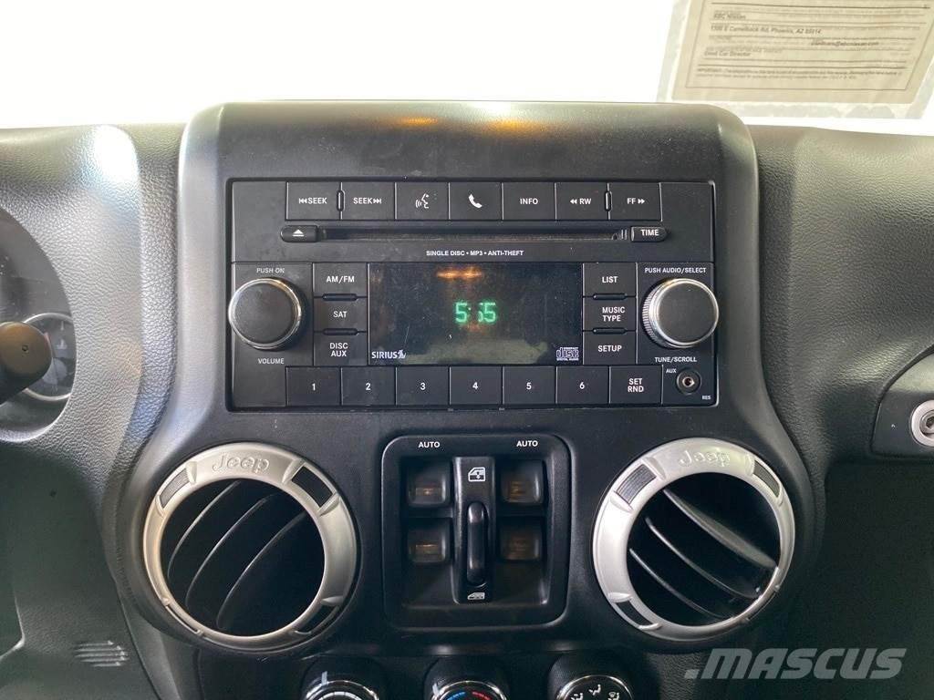 Jeep Wrangler Unlimited Otomobiller