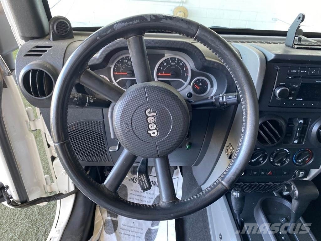 Jeep Wrangler Unlimited Otomobiller