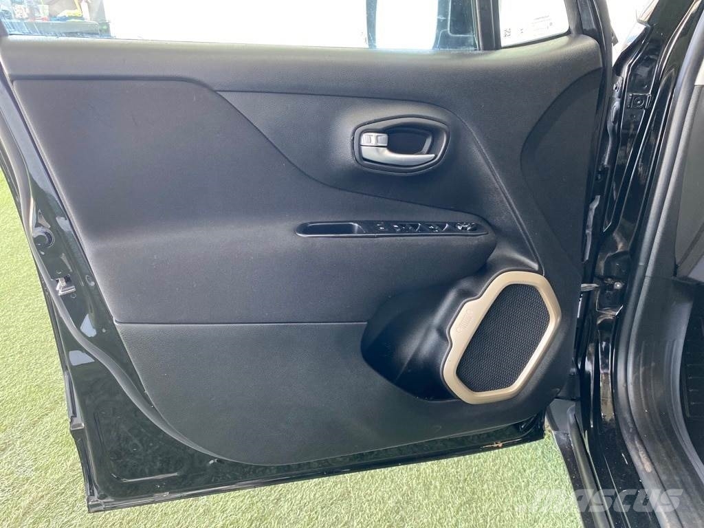 Jeep Renegade Auto