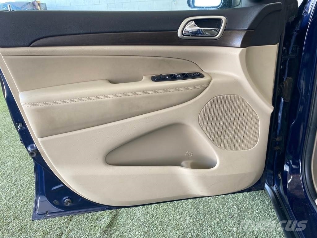 Jeep Grand Cherokee Voiture