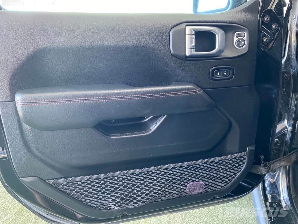 Jeep Wrangler Voiture