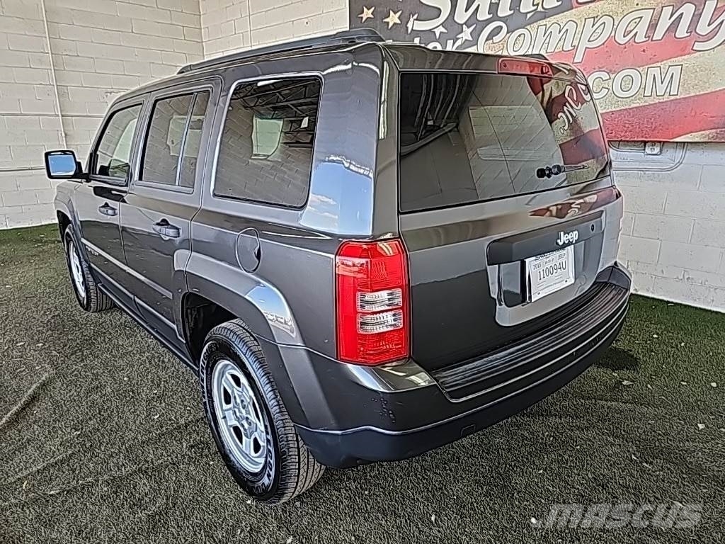 Jeep Patriot 自動車