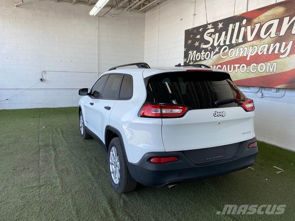 Jeep Cherokee Otomobiller