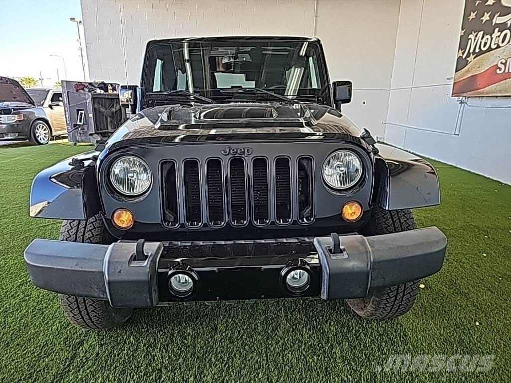 Jeep Wrangler Unlimited Otomobiller