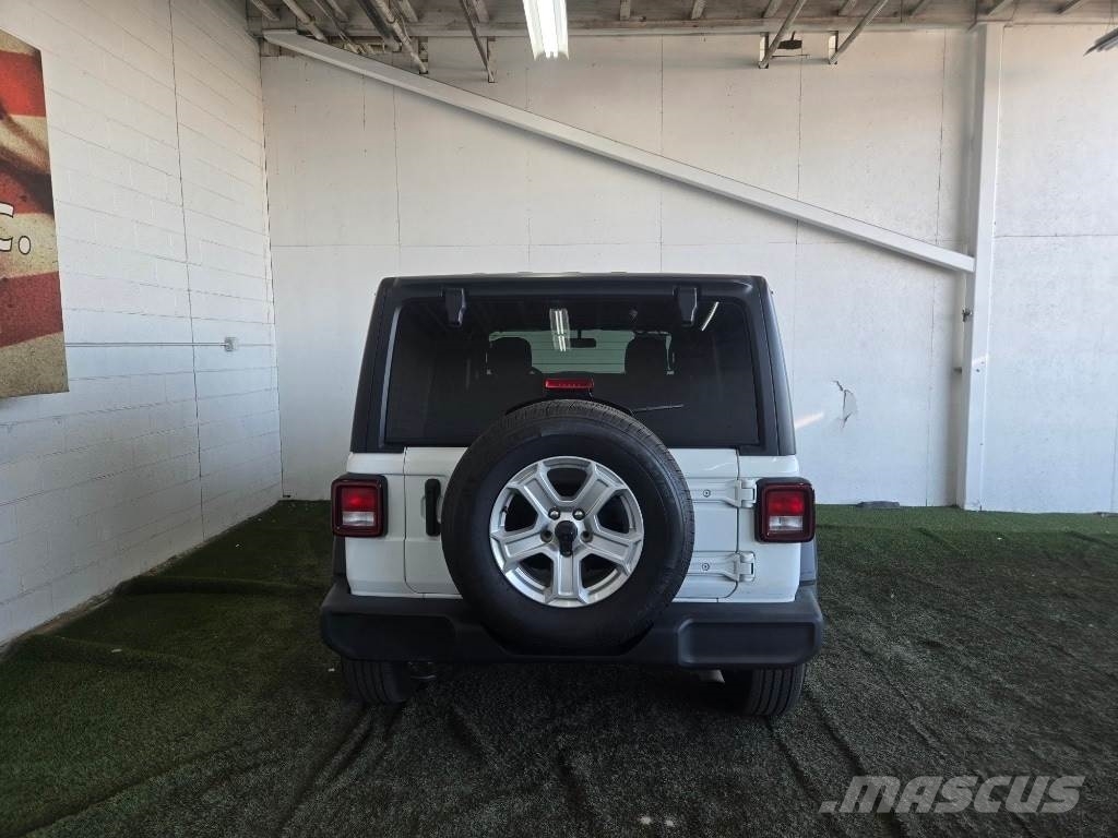 Jeep Wrangler Otomobiller