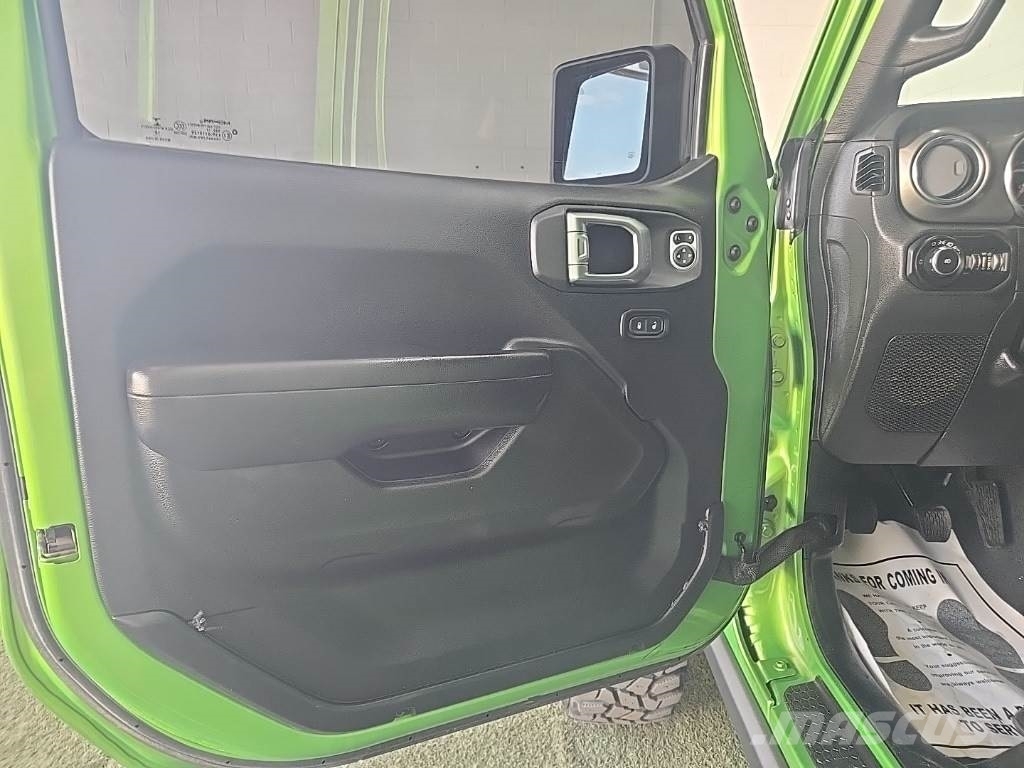 Jeep Wrangler Osobní vozy