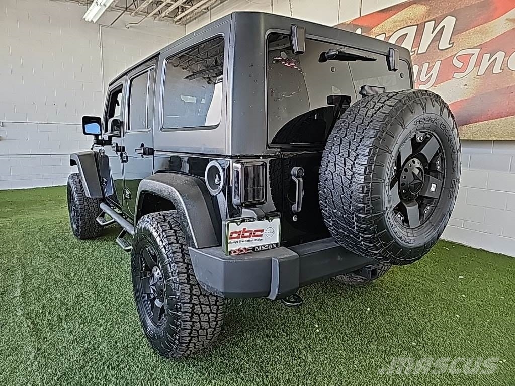 Jeep Wrangler Unlimited Otomobiller