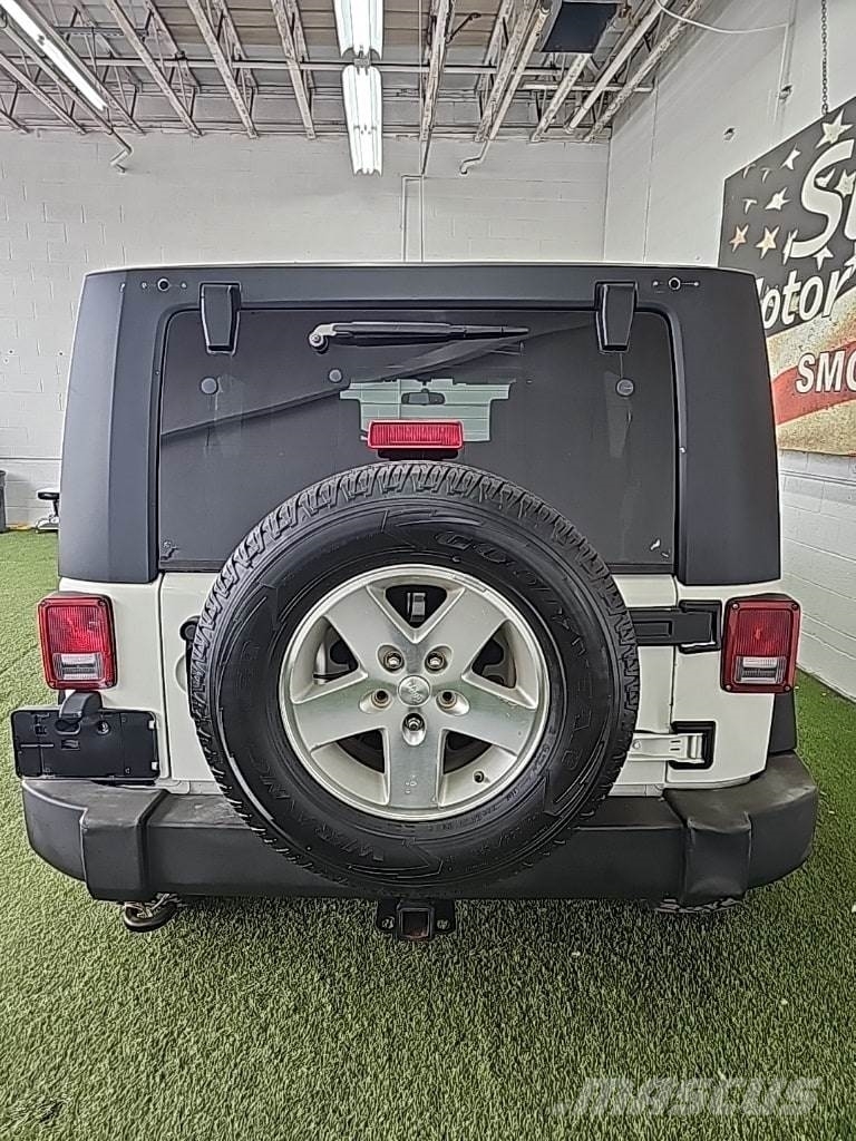 Jeep Wrangler Unlimited Otomobiller