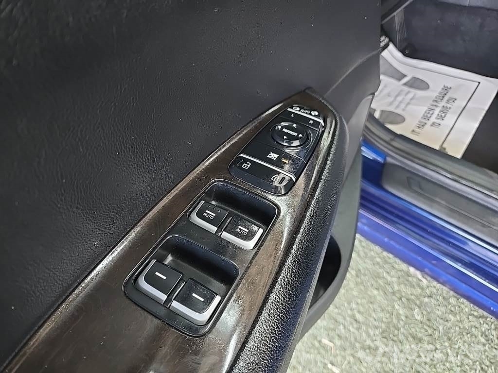 Kia Optima PKWs
