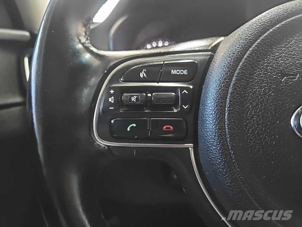 Kia Optima PKWs