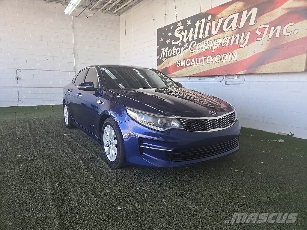 Kia Optima PKWs