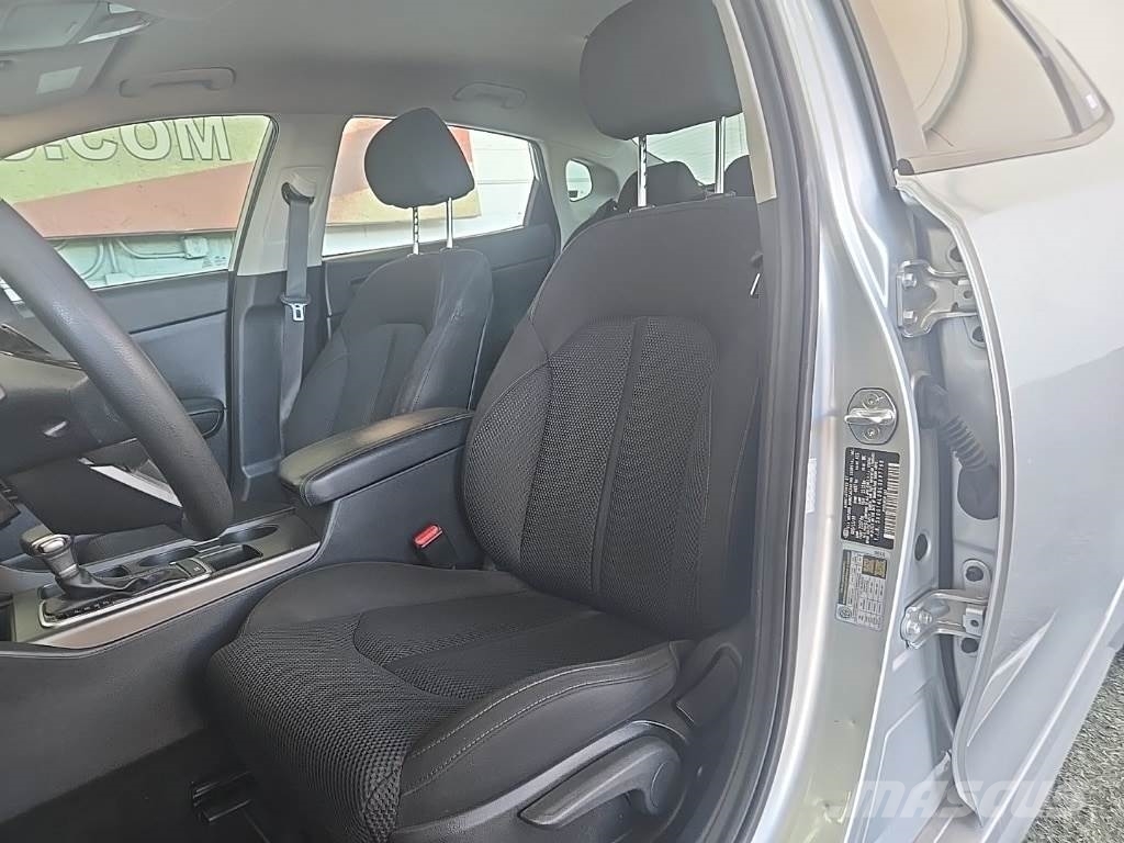 Kia Optima PKWs