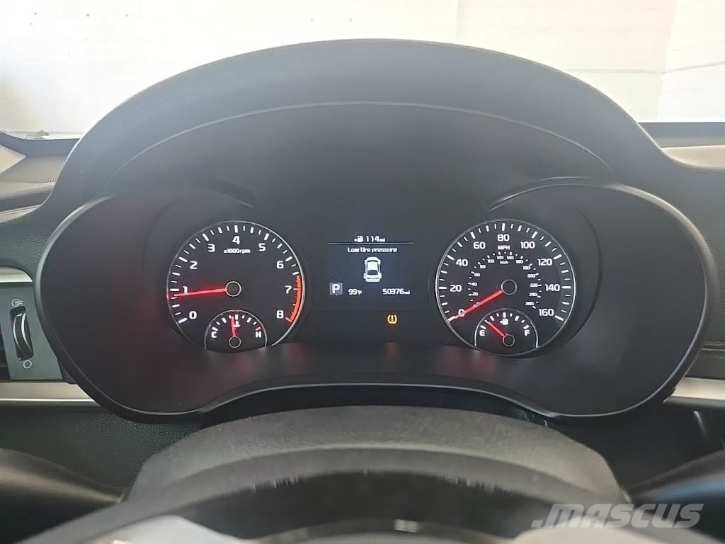 Kia Optima PKWs