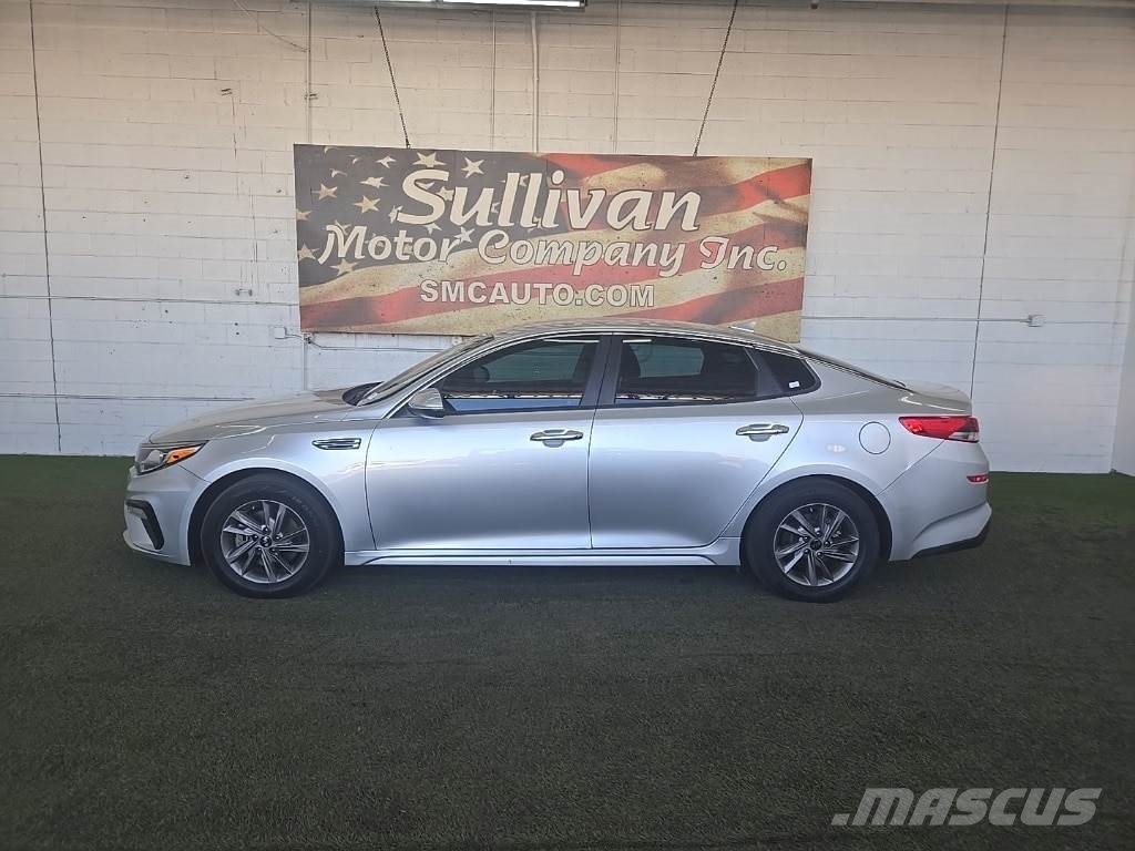 Kia Optima PKWs