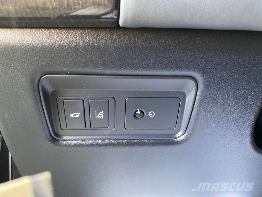 Land Rover Range Rover Sport Avtomobili