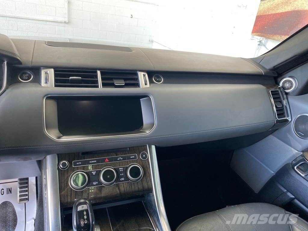 Land Rover Range Rover Sport Avtomobili