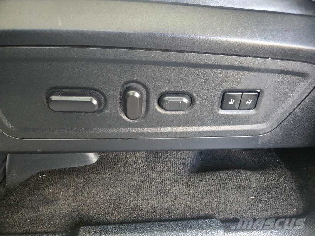 Lincoln Navigator 汽车