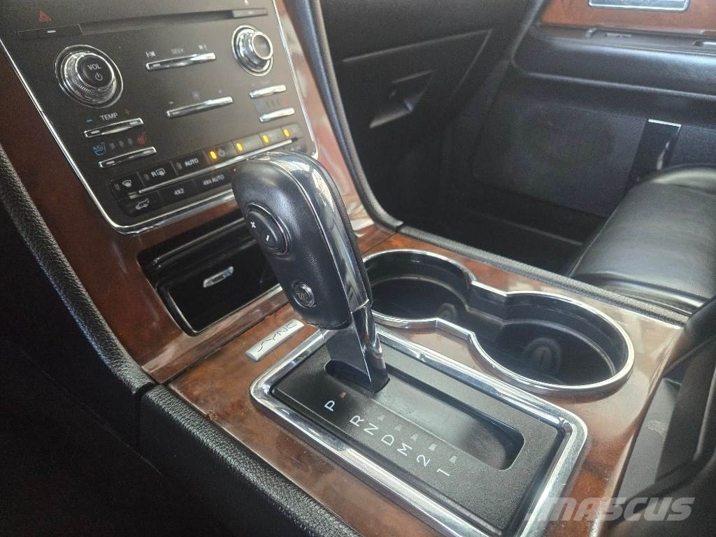 Lincoln Navigator 汽车