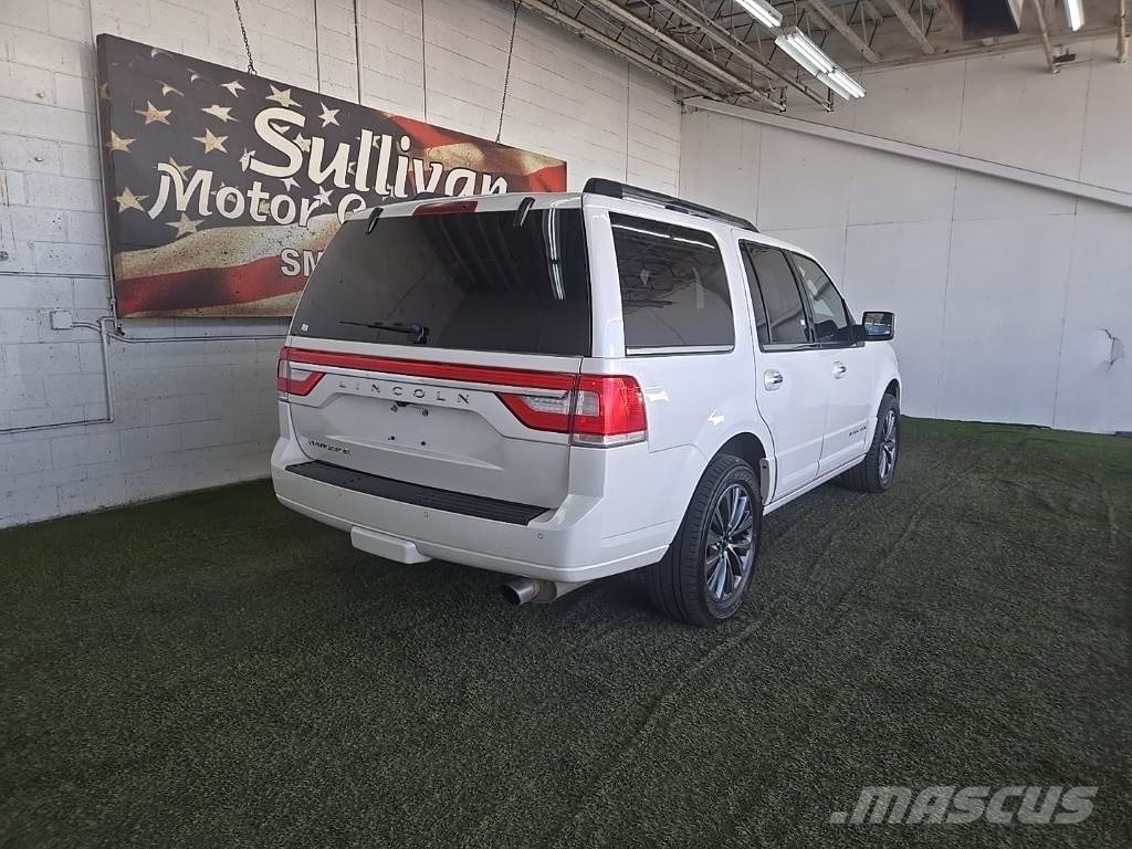Lincoln Navigator 汽车