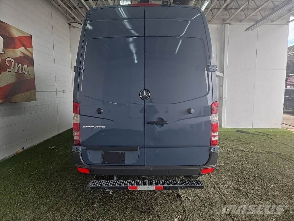 Mercedes-Benz Sprinter 2500 Other