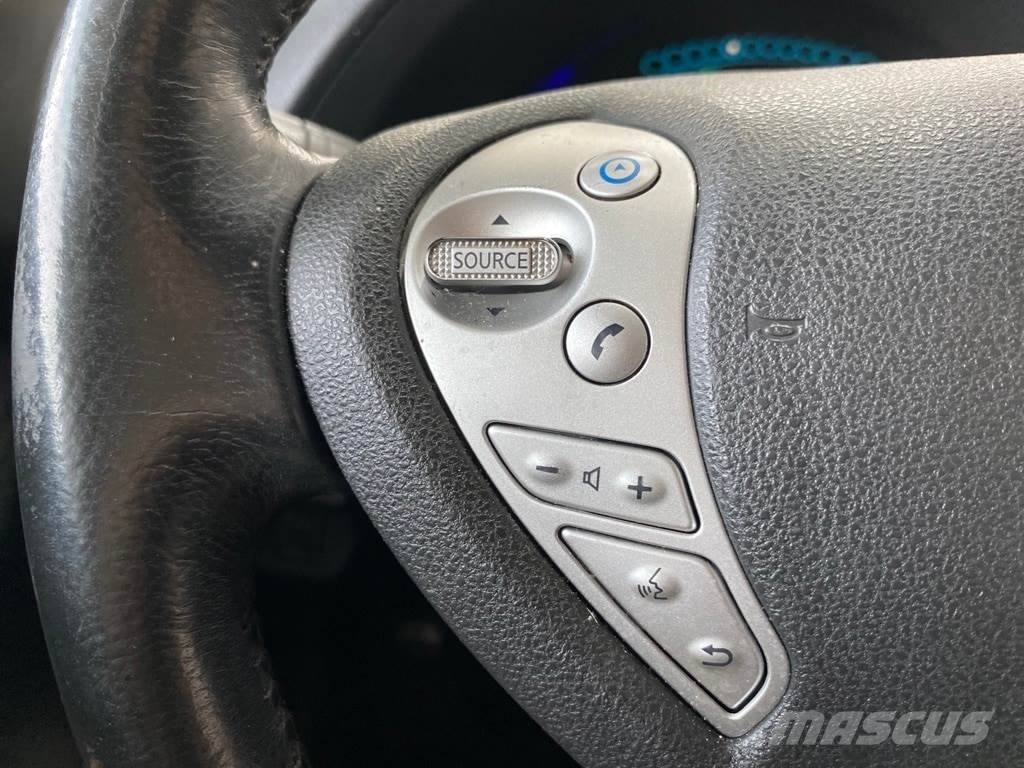 Nissan LEAF Voiture