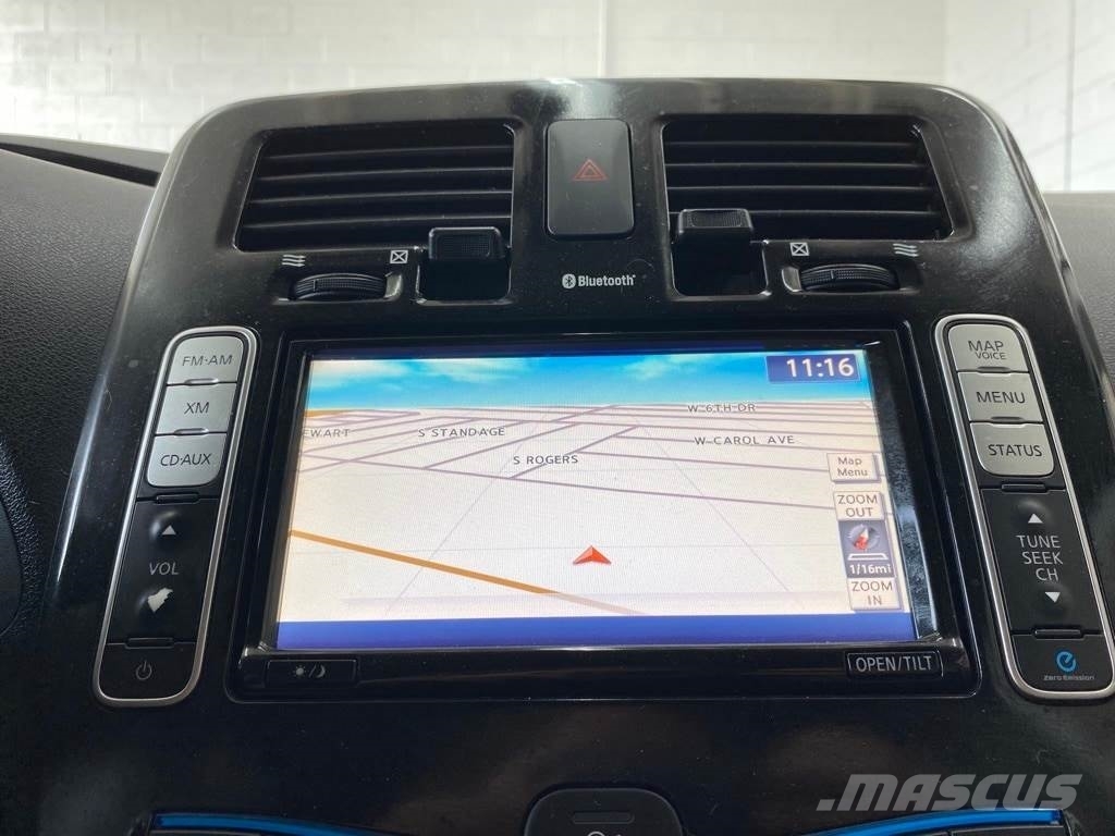 Nissan LEAF Voiture