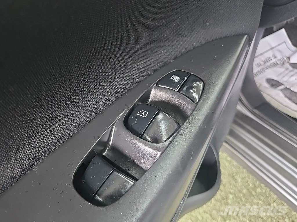 Nissan Sentra Voiture