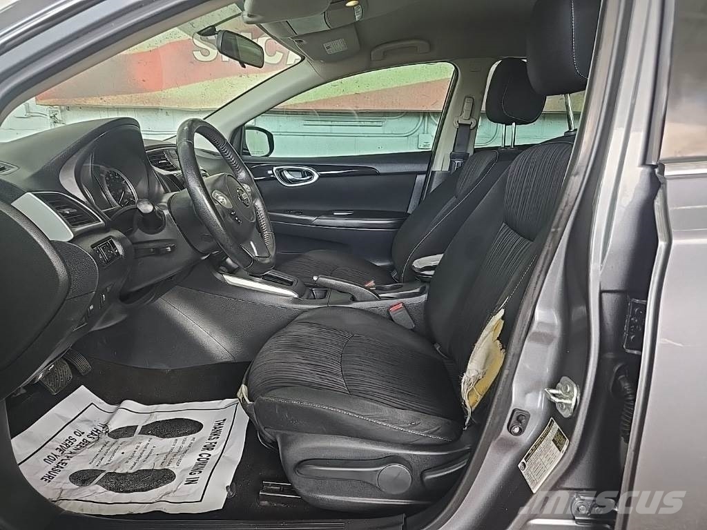 Nissan Sentra Voiture