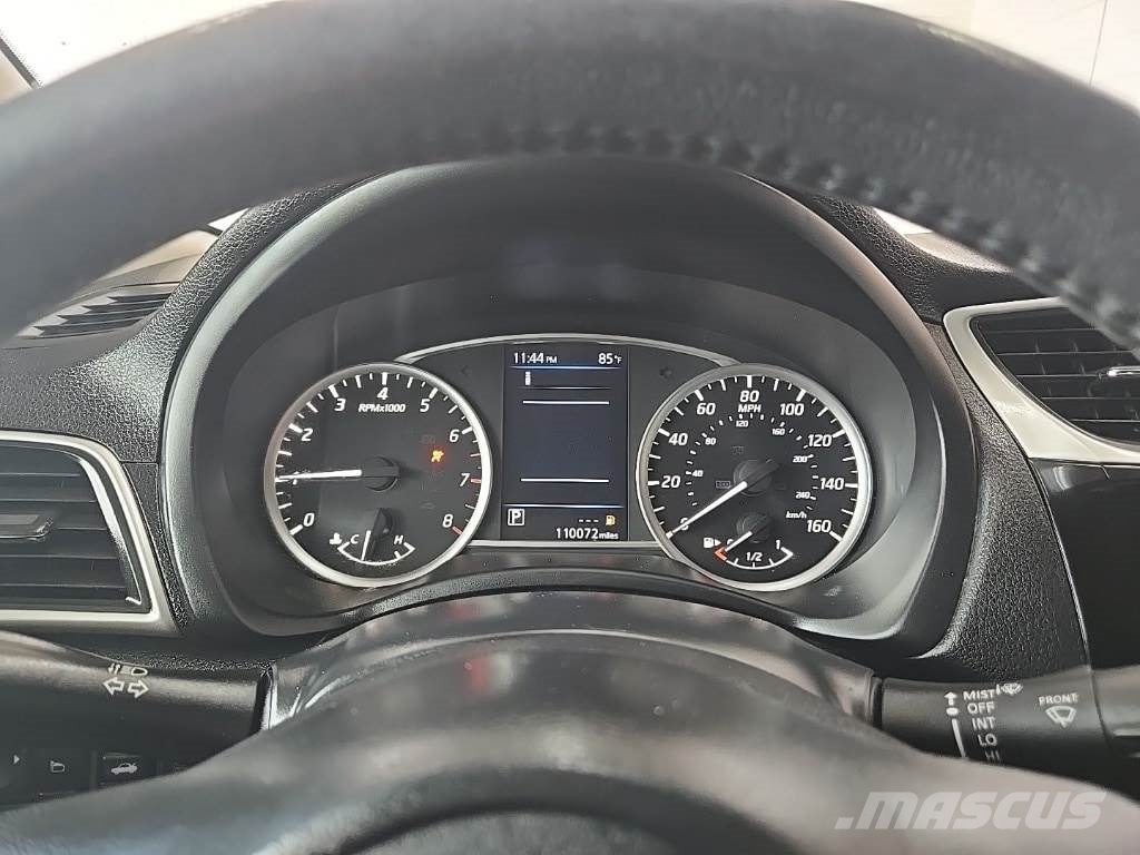 Nissan Sentra Voiture