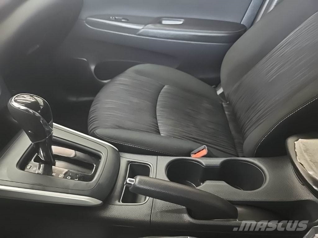 Nissan Sentra Voiture