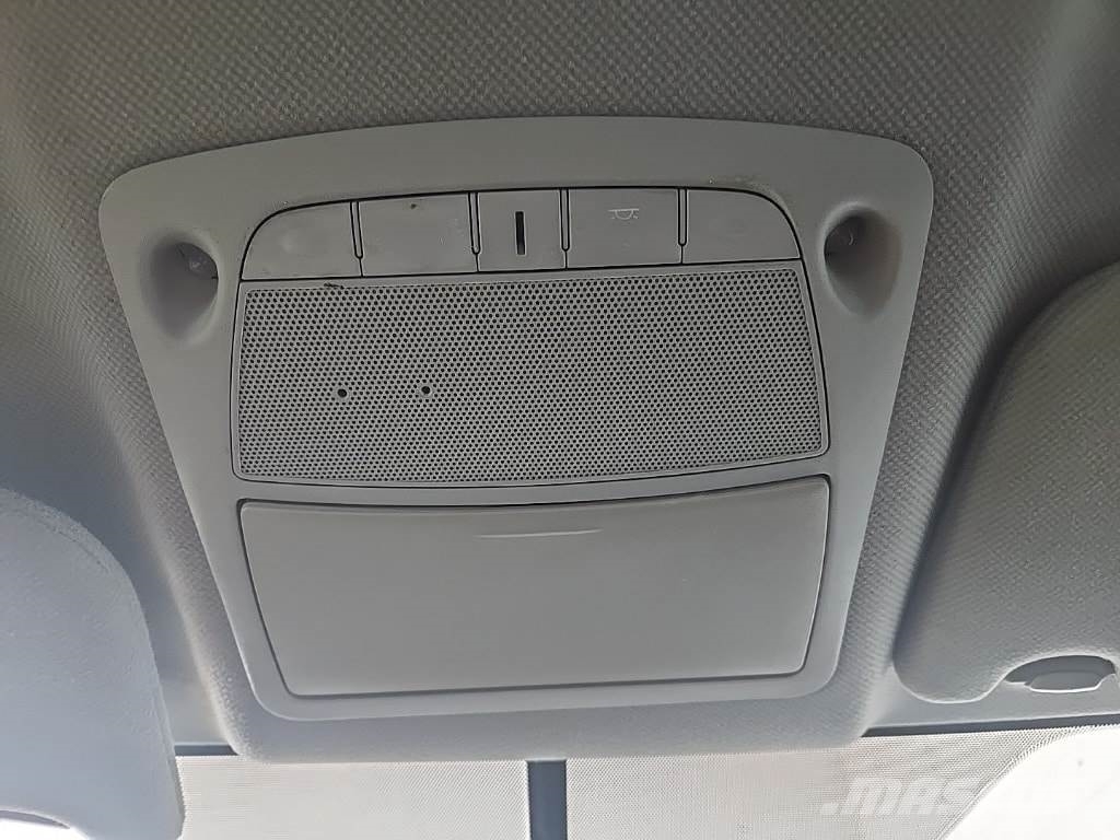 Nissan Sentra Voiture