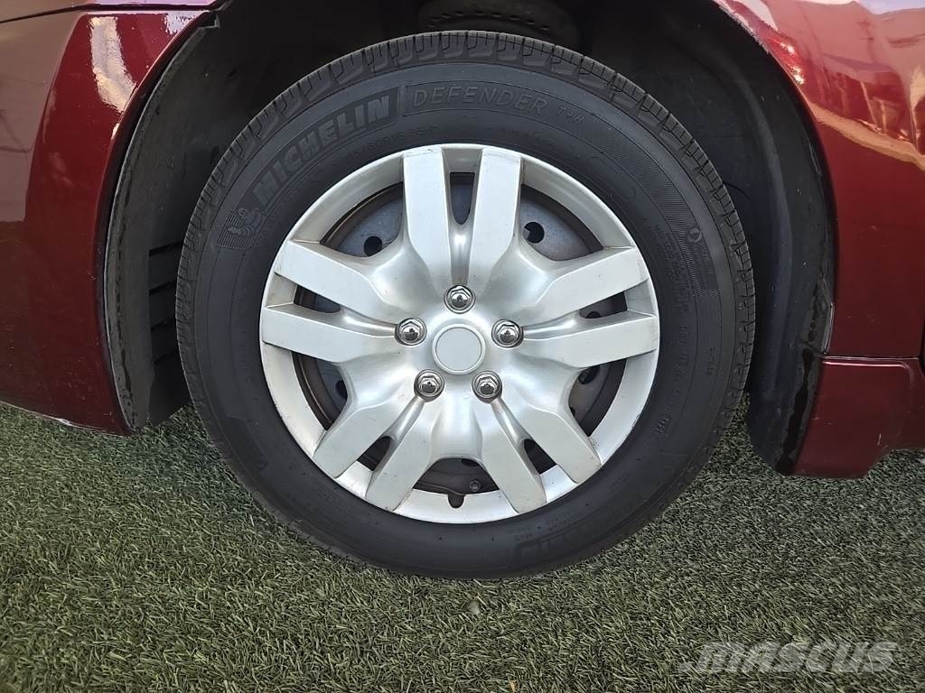 Nissan Altima Voiture