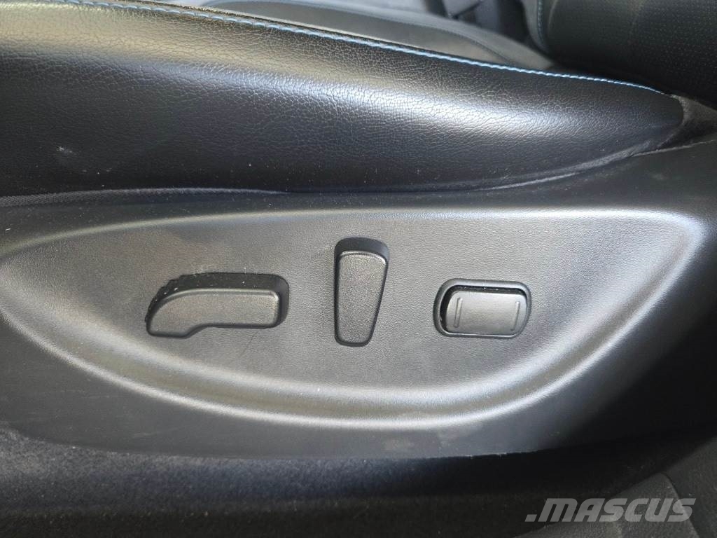Nissan LEAF Voiture