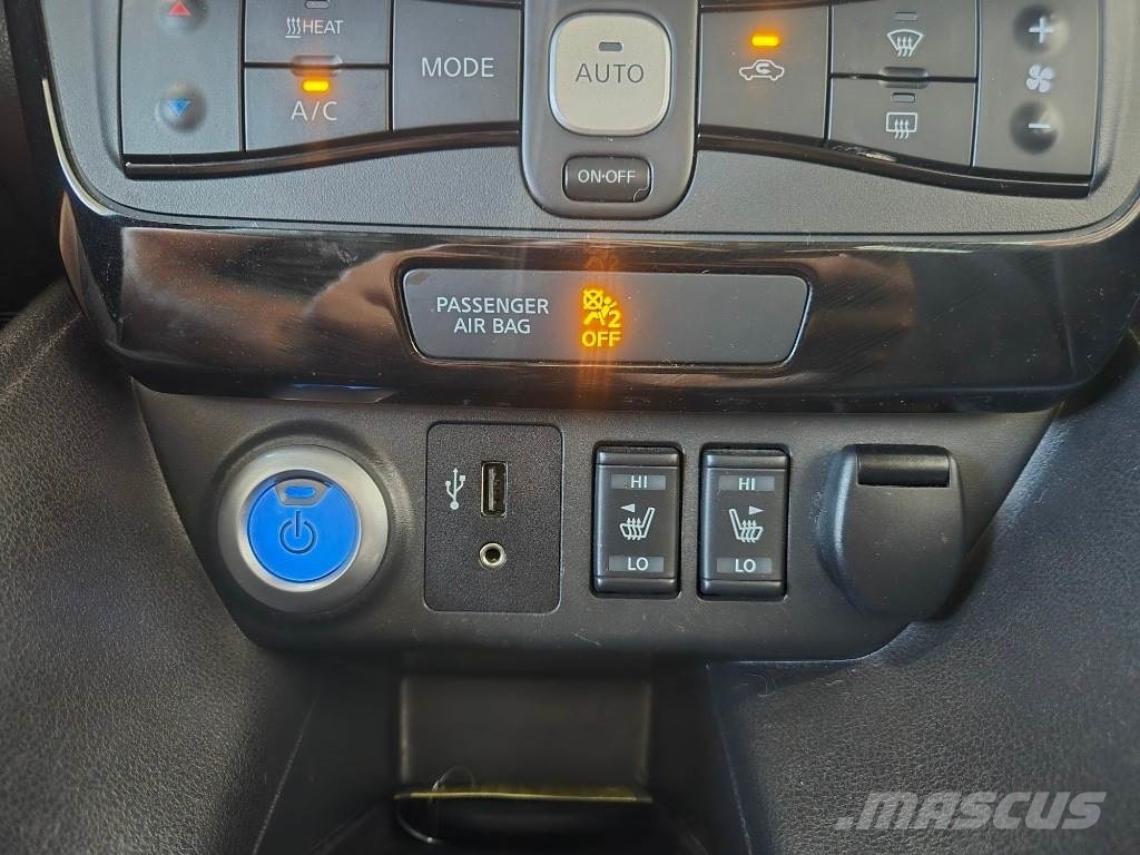 Nissan LEAF Voiture