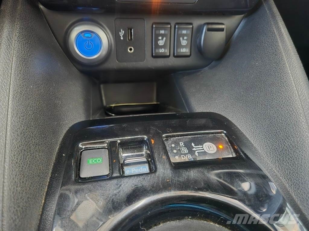 Nissan LEAF Voiture