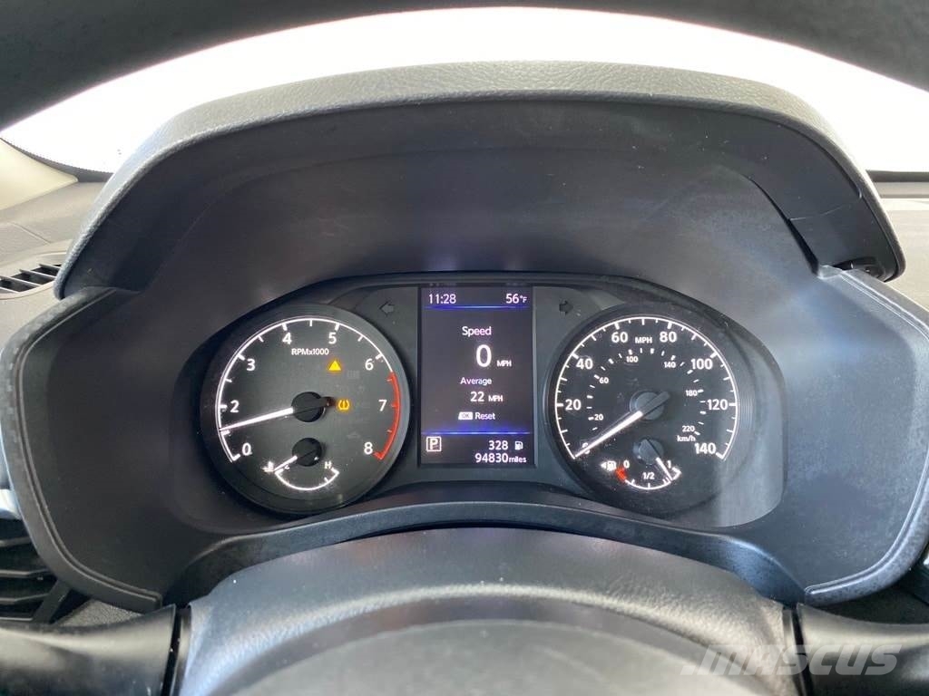 Nissan Altima Voiture