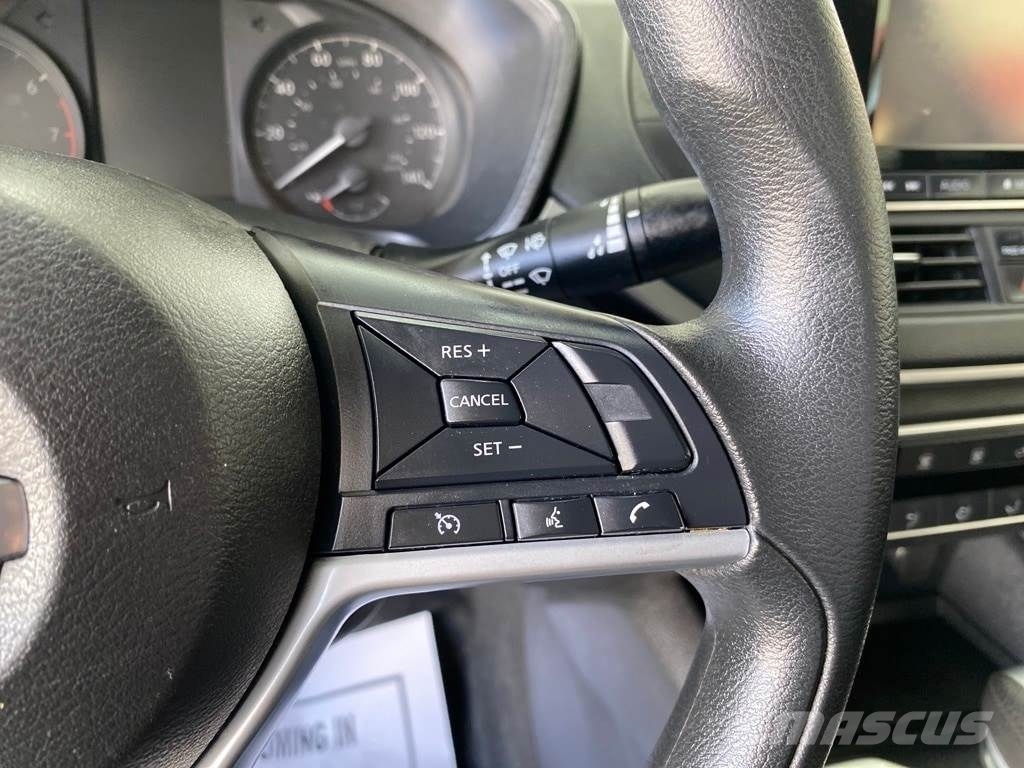Nissan Altima Voiture