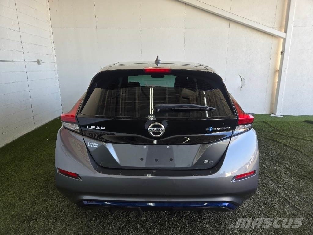 Nissan LEAF Voiture