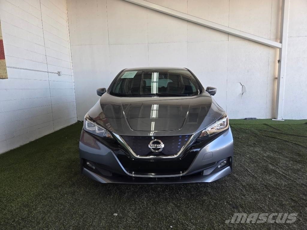 Nissan LEAF Voiture