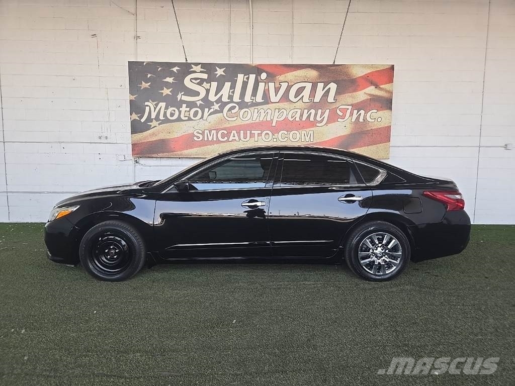 Nissan Altima Voiture